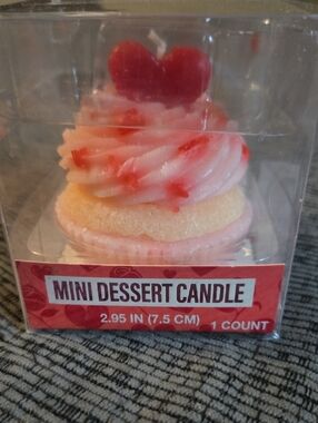 Mini Dessert Candle - Pink and Red Cupcake Accent